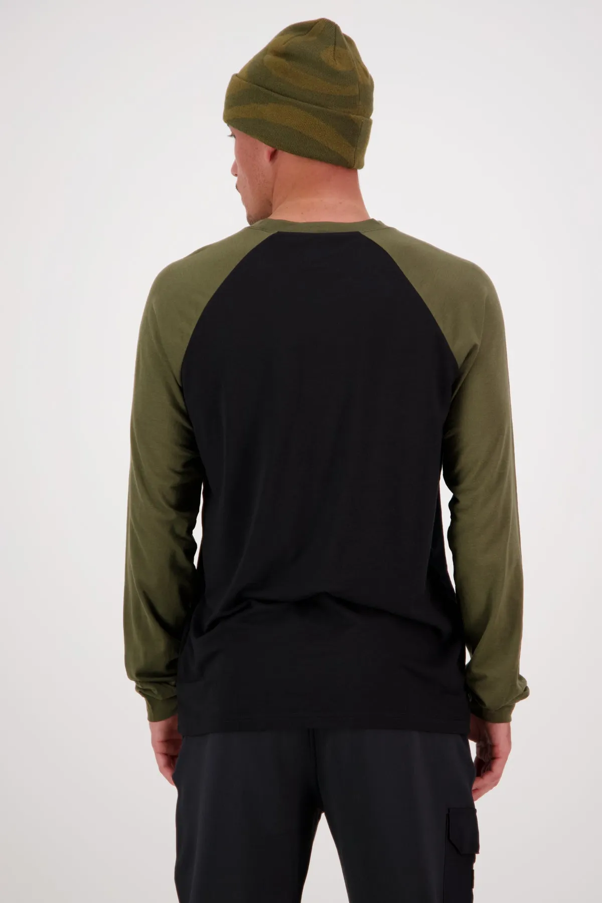 Mons Royale Icon Raglan Merino Long Sleeve Mens Graffiti Dark Olive / Black