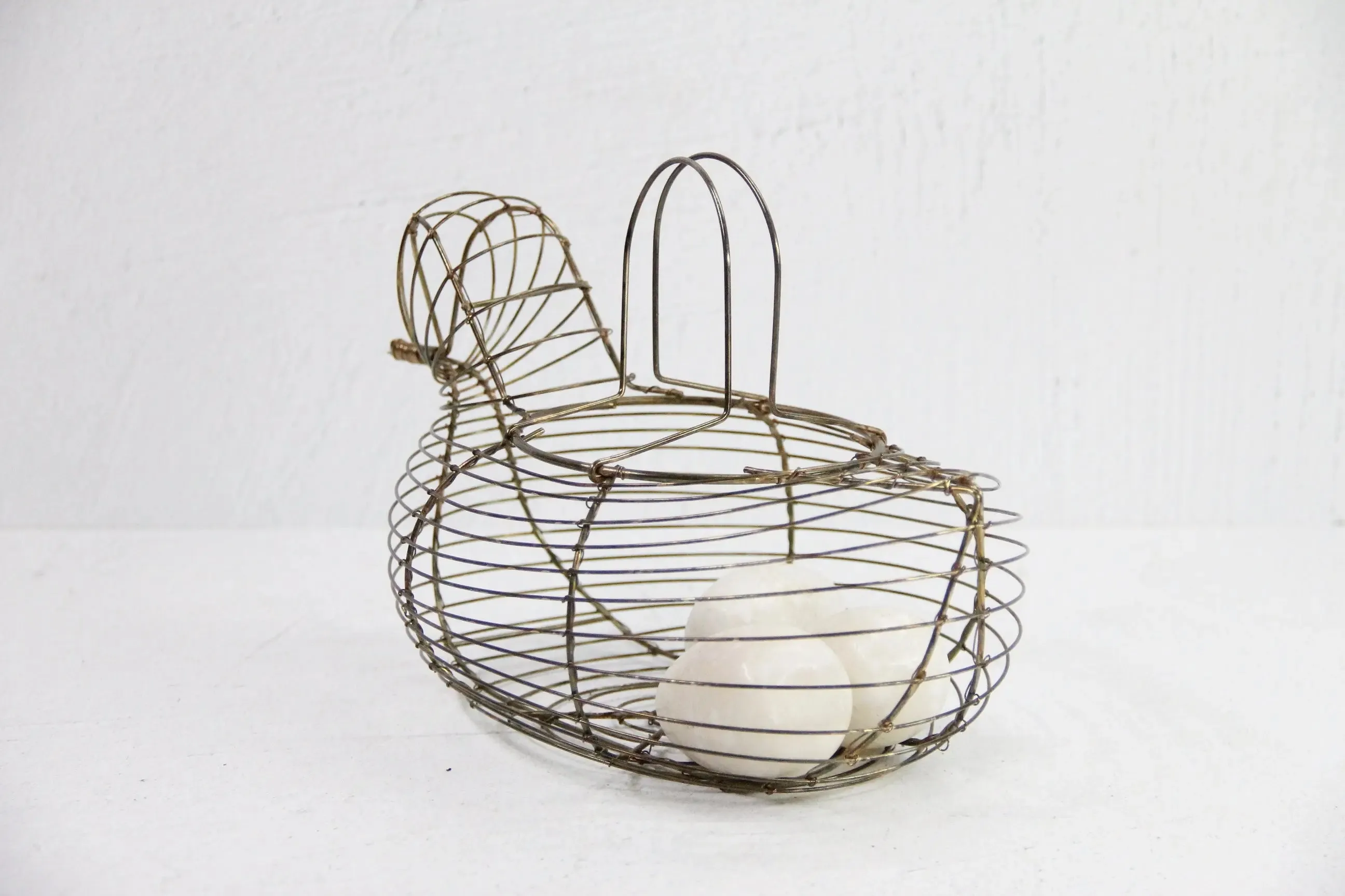 Wire Egg Basket Vintage | Brass Tone Bird-Gathering