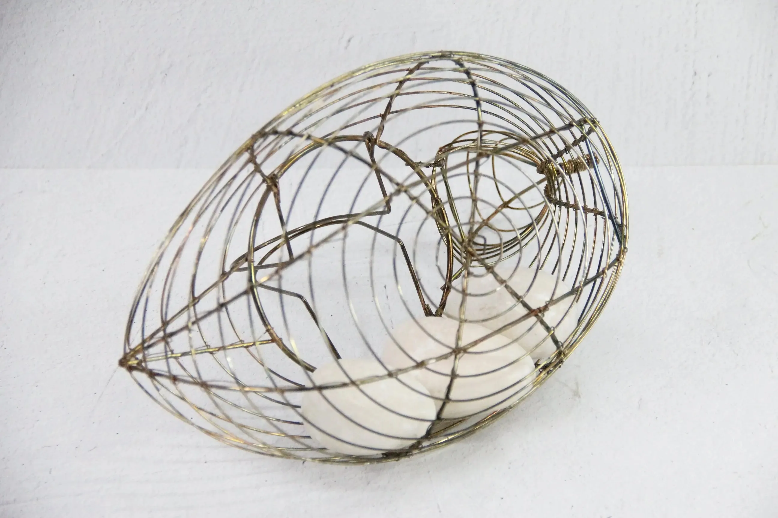 Wire Egg Basket Vintage | Brass Tone Bird-Gathering