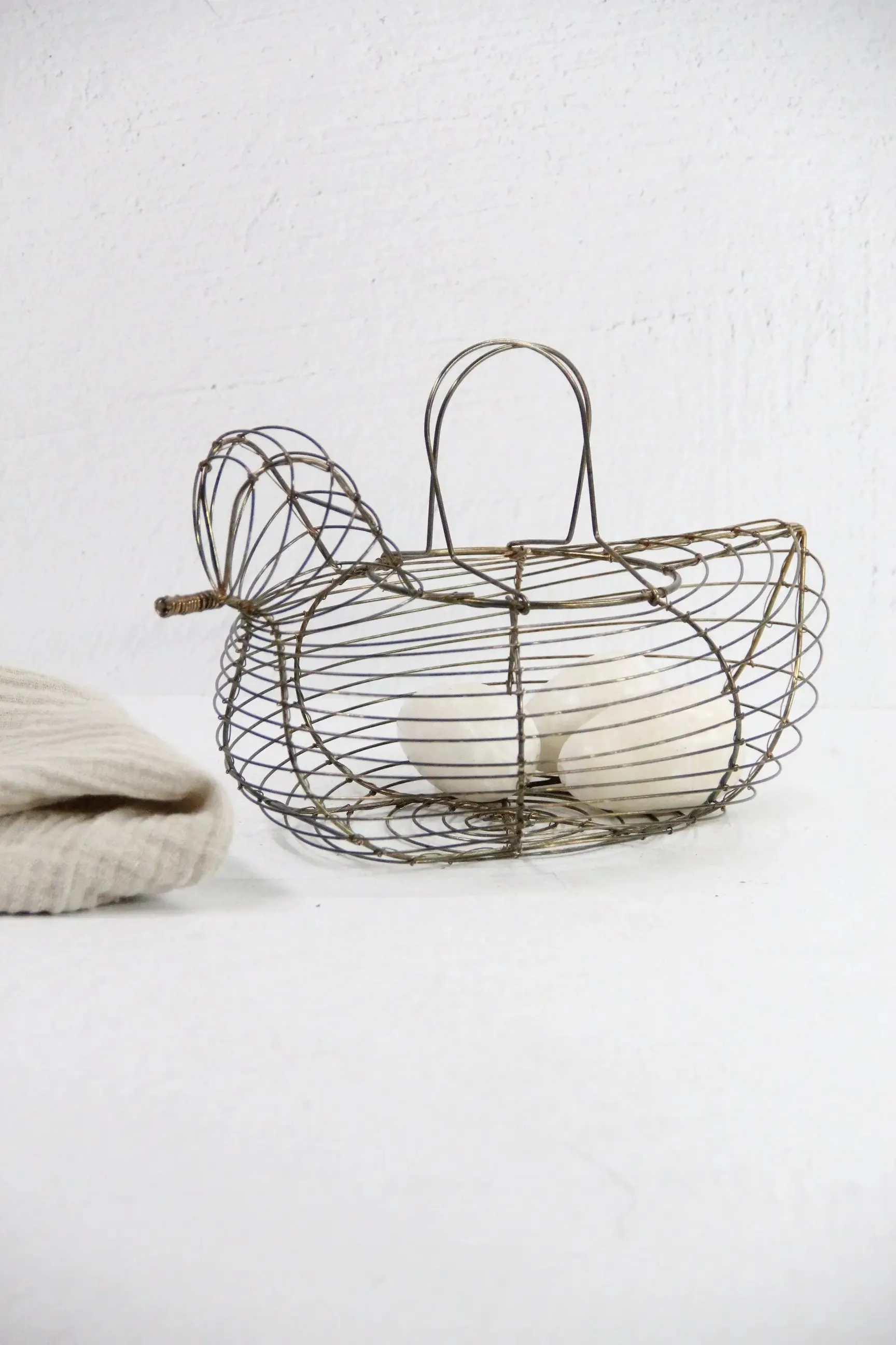 Wire Egg Basket Vintage | Brass Tone Bird-Gathering